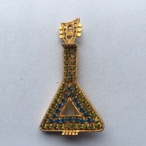 Balalaika, Stringed Musical Instrument Brooch/Pin Gold Tone